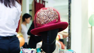 Коктейль в бутике Victoria's Vintage
