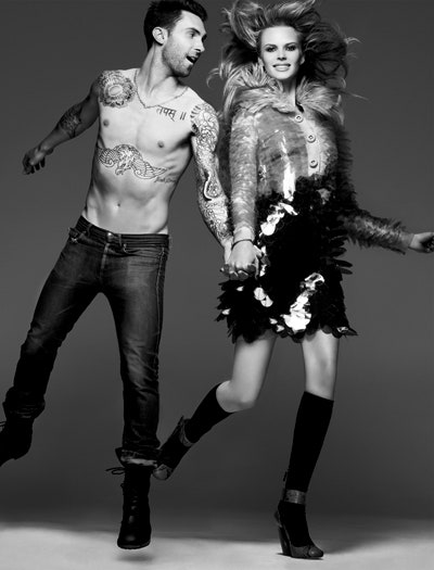 Анна Вялицына и Адам Ливайн солист группы Maroon 5 фото звездной пары | VOGUE