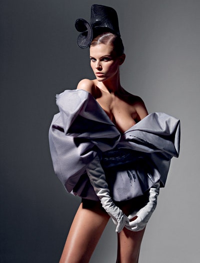 Журнал Vogue о культуре и моде Дом Dior проводит выставку «ДИОР. под знаком искусства»