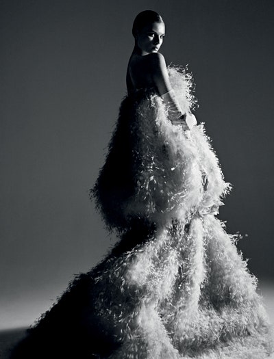 Журнал Vogue о культуре и моде Дом Dior проводит выставку «ДИОР. под знаком искусства»