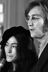 Джон Леннон и Йоко Оно звездный стиль на показах ведущих дизайнеров | VOGUE