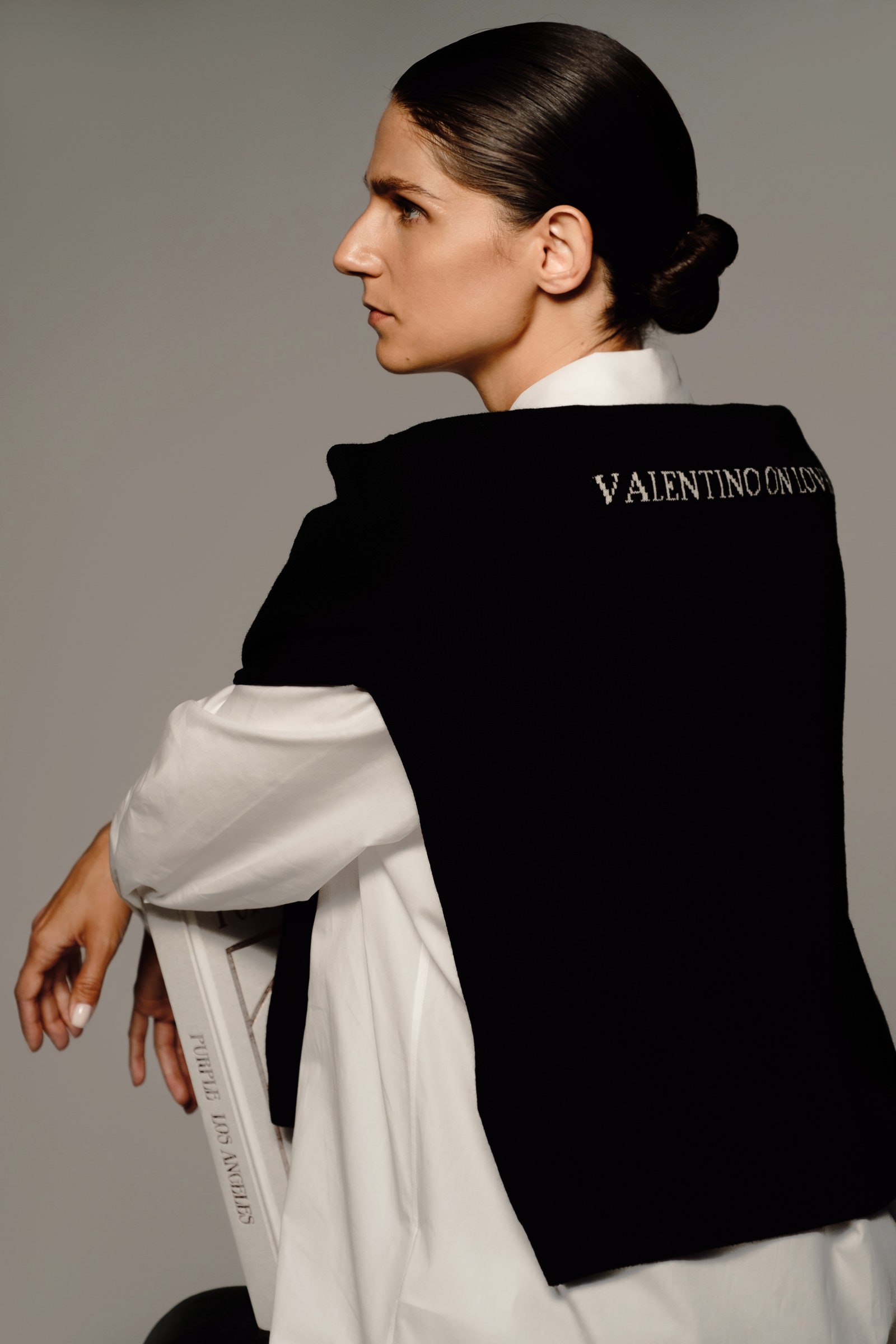 Катарина Султанова в рубашке из коллекции Valentino Dedicated to You