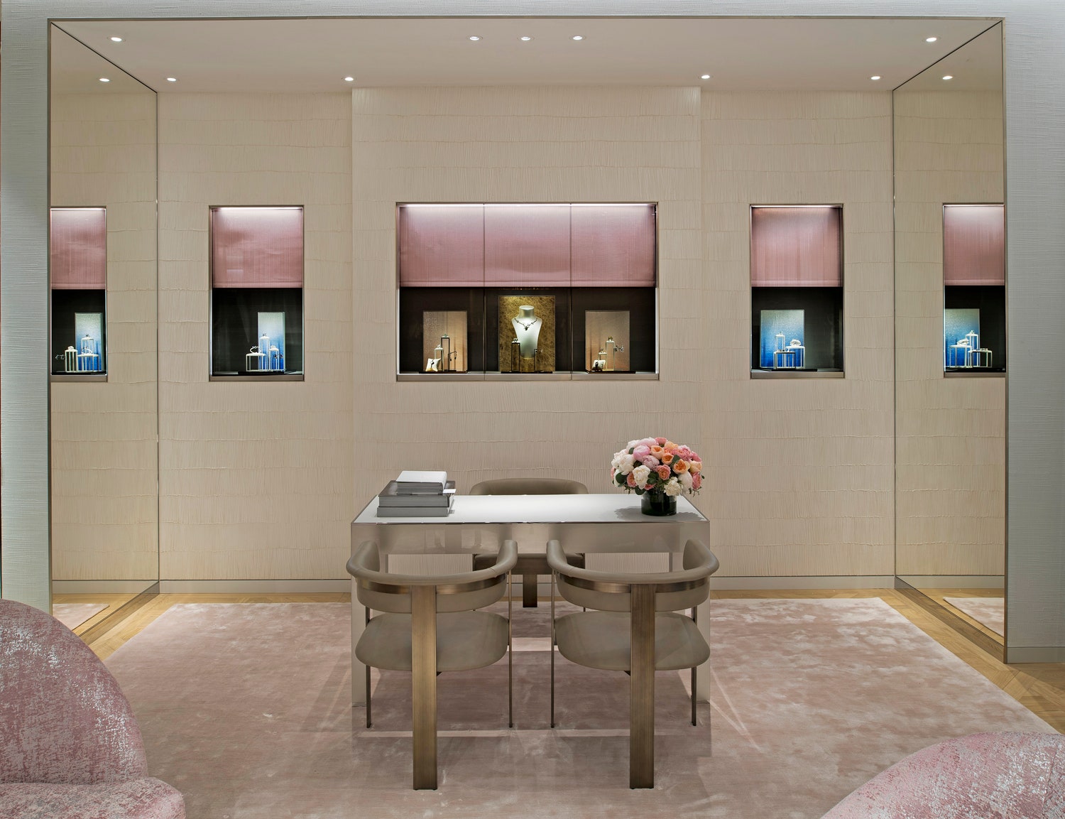 Гости открытия бутика Dior в галереях «Времена года»