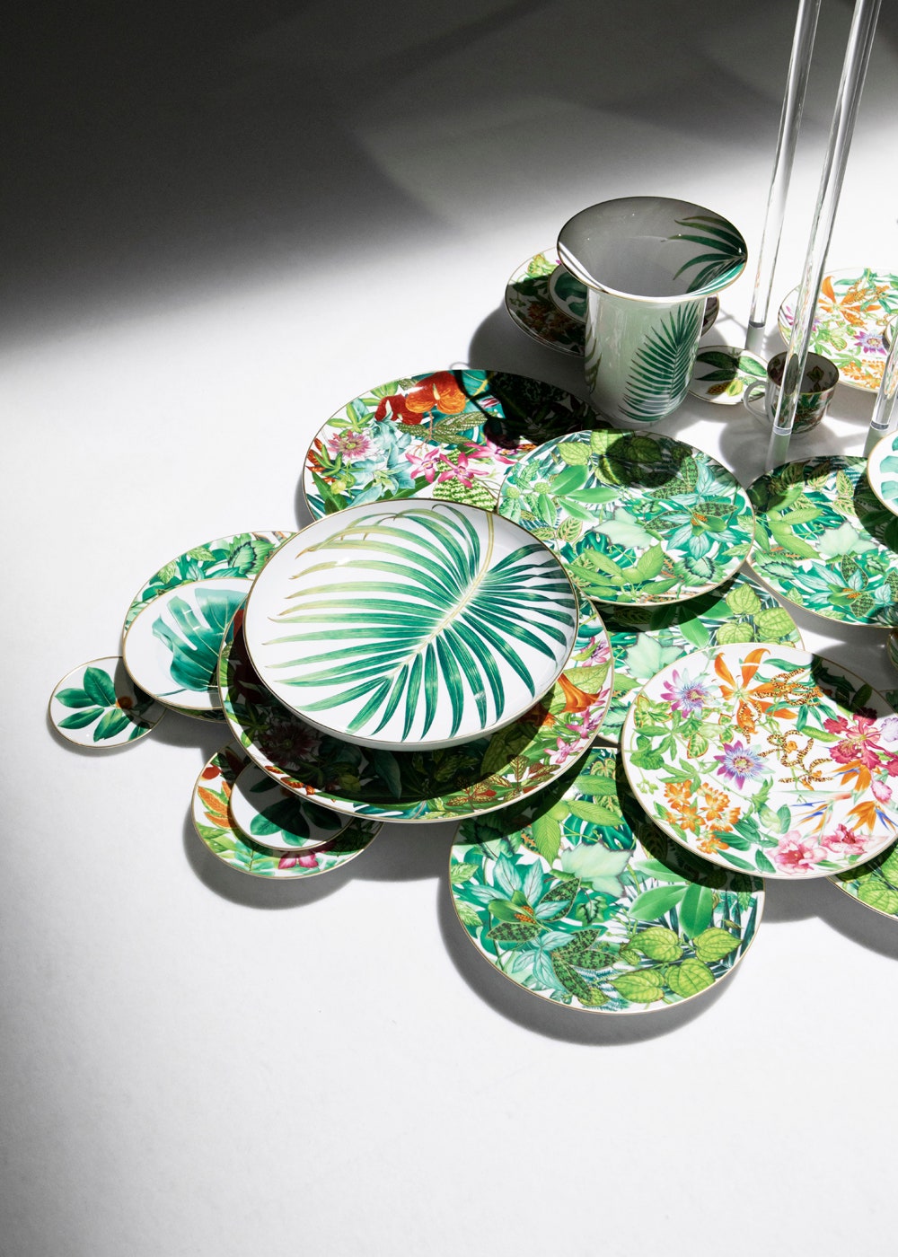 Новая коллекция посуды Hermès посвящена силе флоры