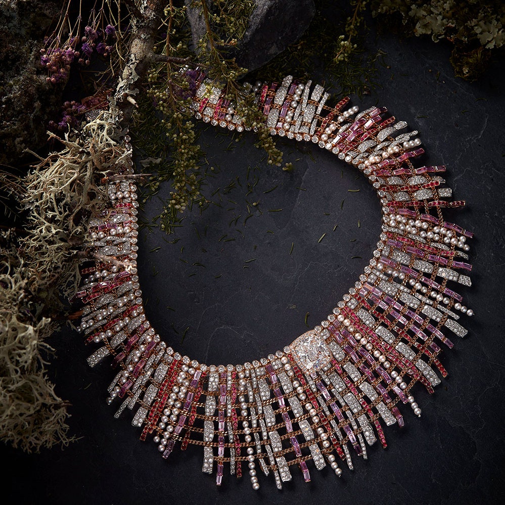Chanel посвятили твиду коллекцию драгоценностей