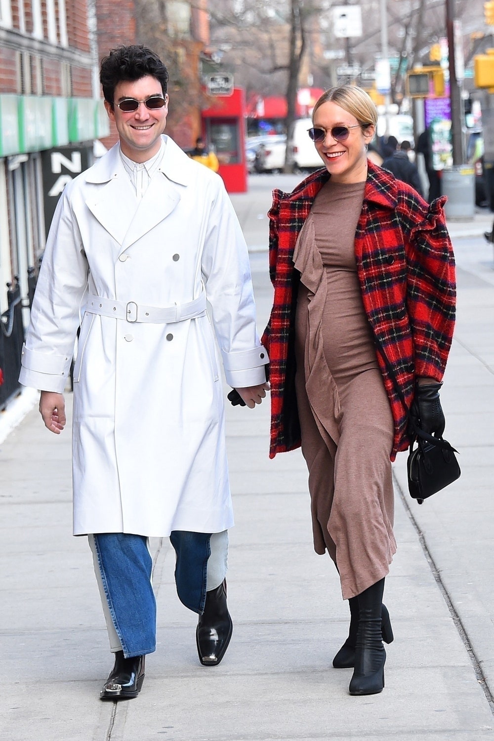 Синиша Макович и Хлое Севиньи пальто Simone Rocha в НьюЙорке январь 2020
