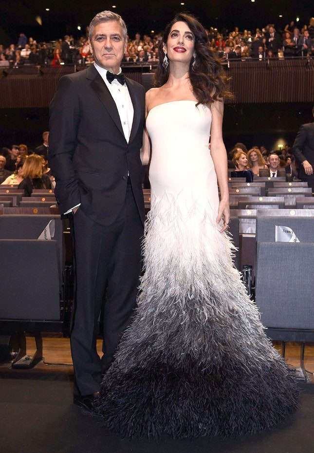 Джордж и Амаль Клуни в Atelier Versace на вручении премии César в Париже 2017