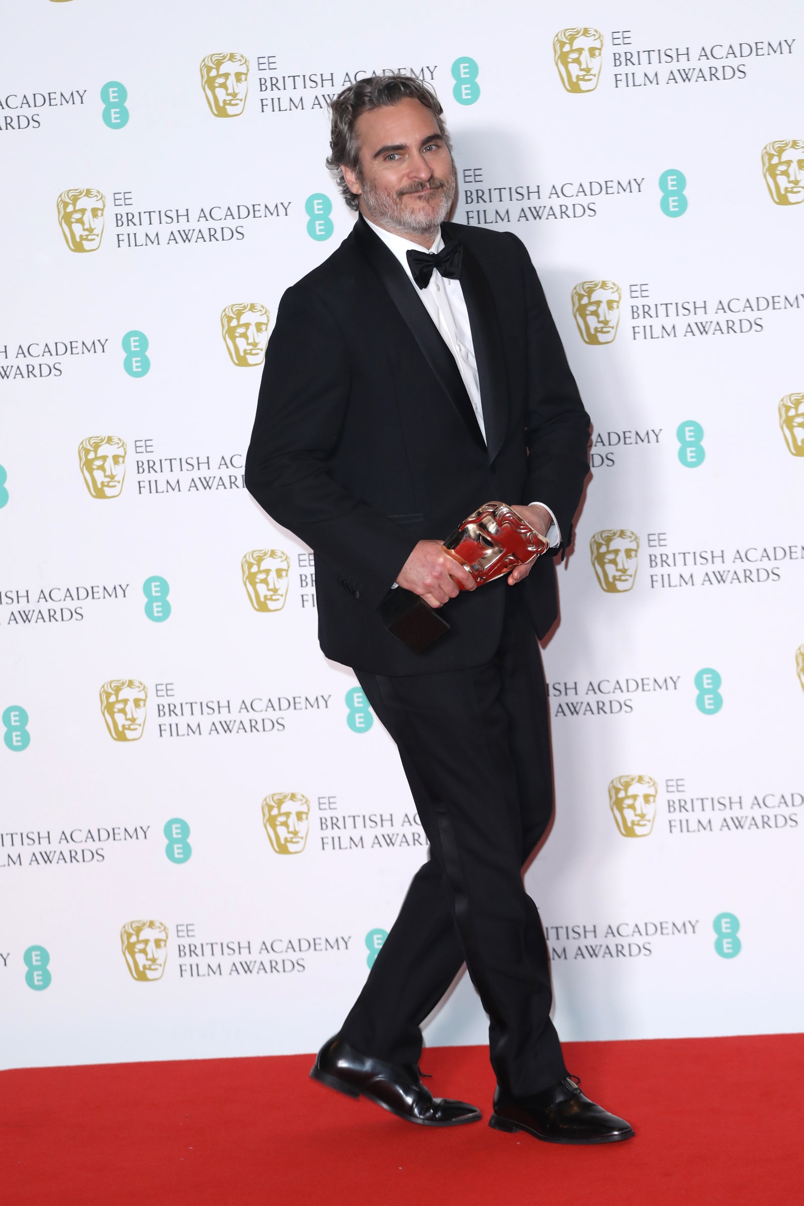 Хоакин Феникс в Stella McCartney на BAFTA 2020