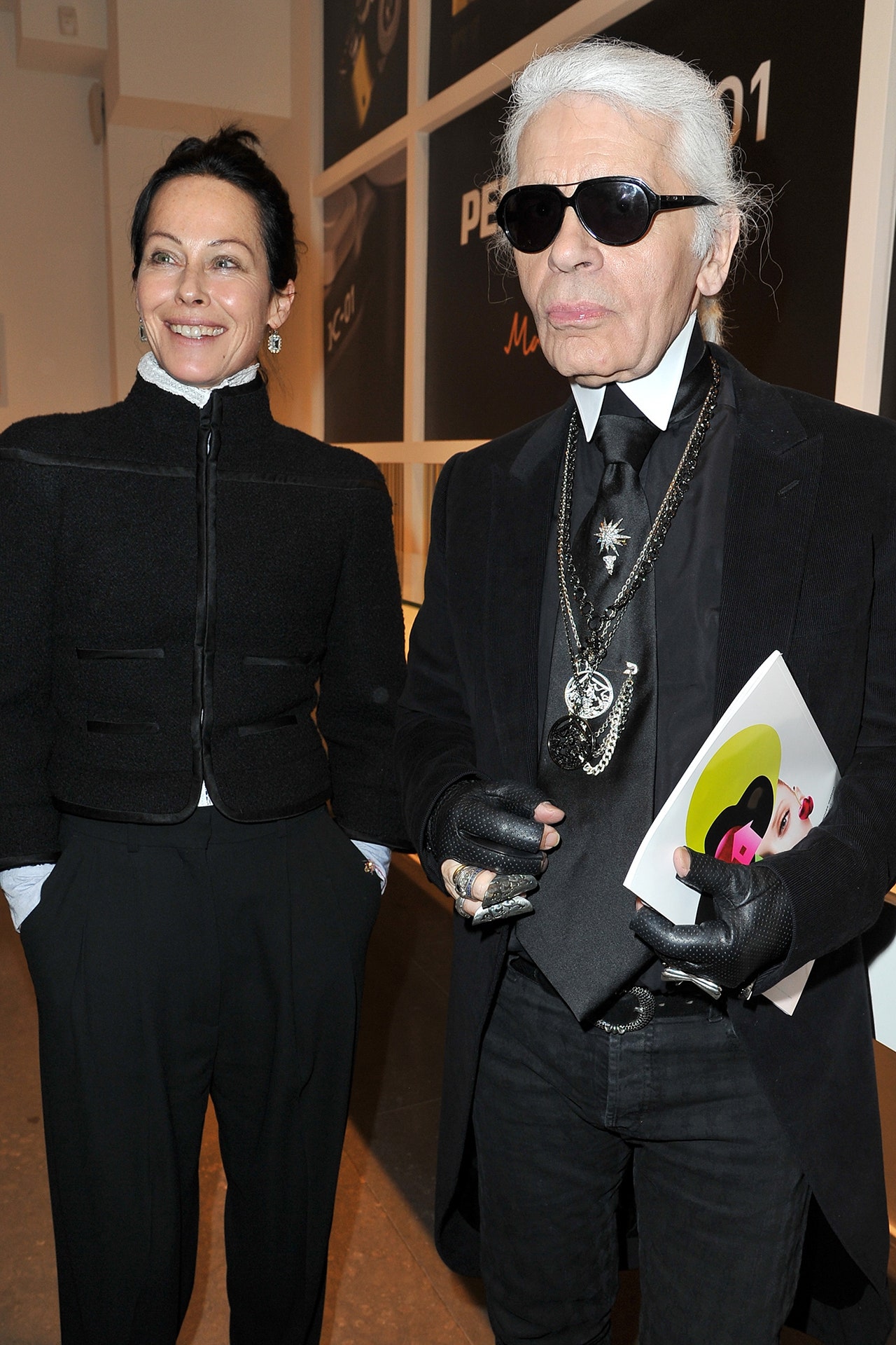Аманда Харлек и Карл Лагерфельд на Неделе моды в Париже 2012