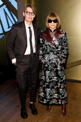 Эндрю Болтон и Анна Винтур на Неделе моды в Париже февраль 2020