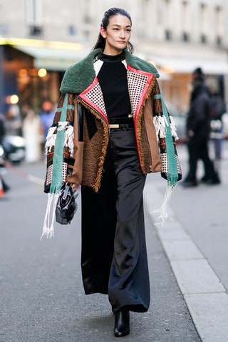 Ай Томинага на Неделе высокой моды в Париже январь 2019