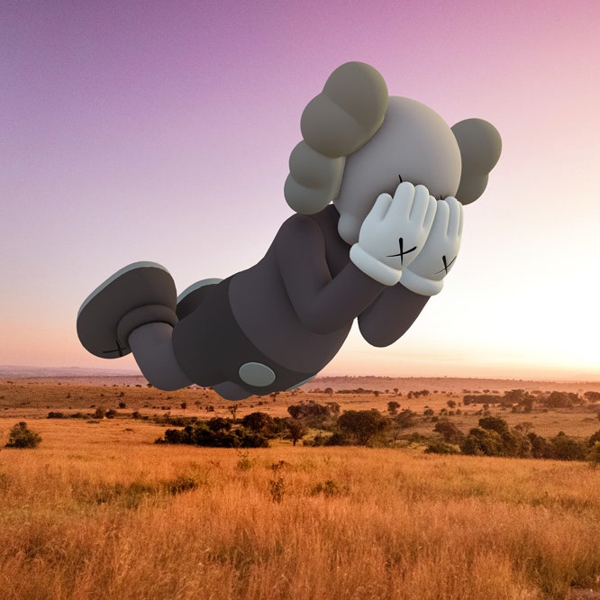Художник KAWS выставил «летающие» скульптуры по всему миру