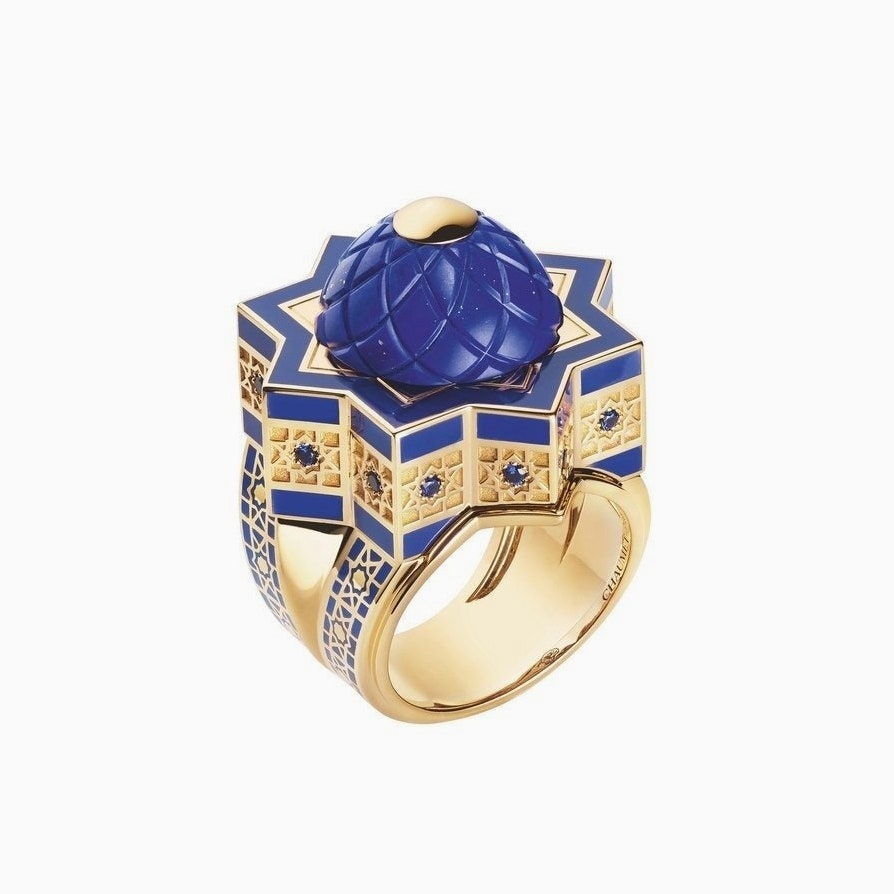 Флагманский бутик Chaumet вновь открыл свои двери на исторической площади  Парижа | Vogue Russia