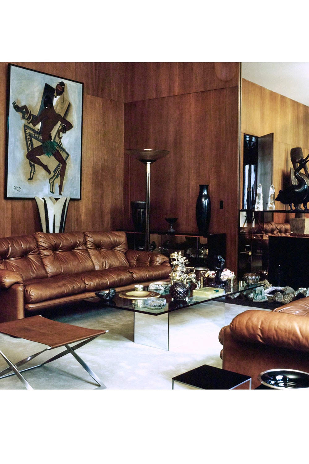 Винтажный интерьер гостиной Ива СенЛорана 1971