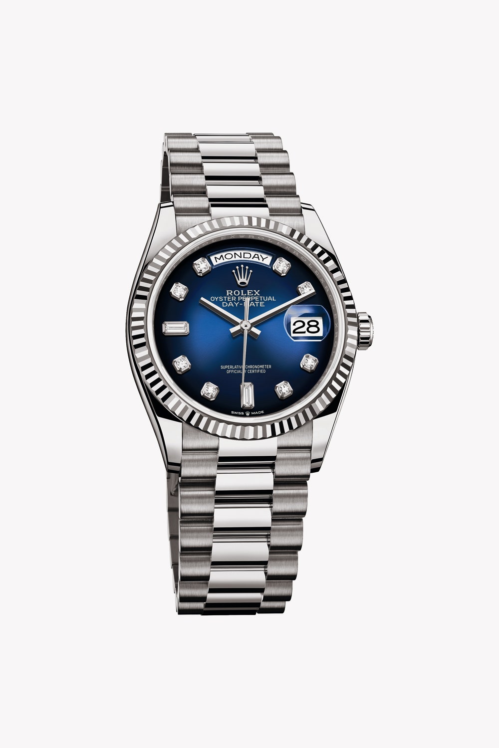 Часы Rolex Oyster Perpetual DayDate с синим циферблатом появились в России