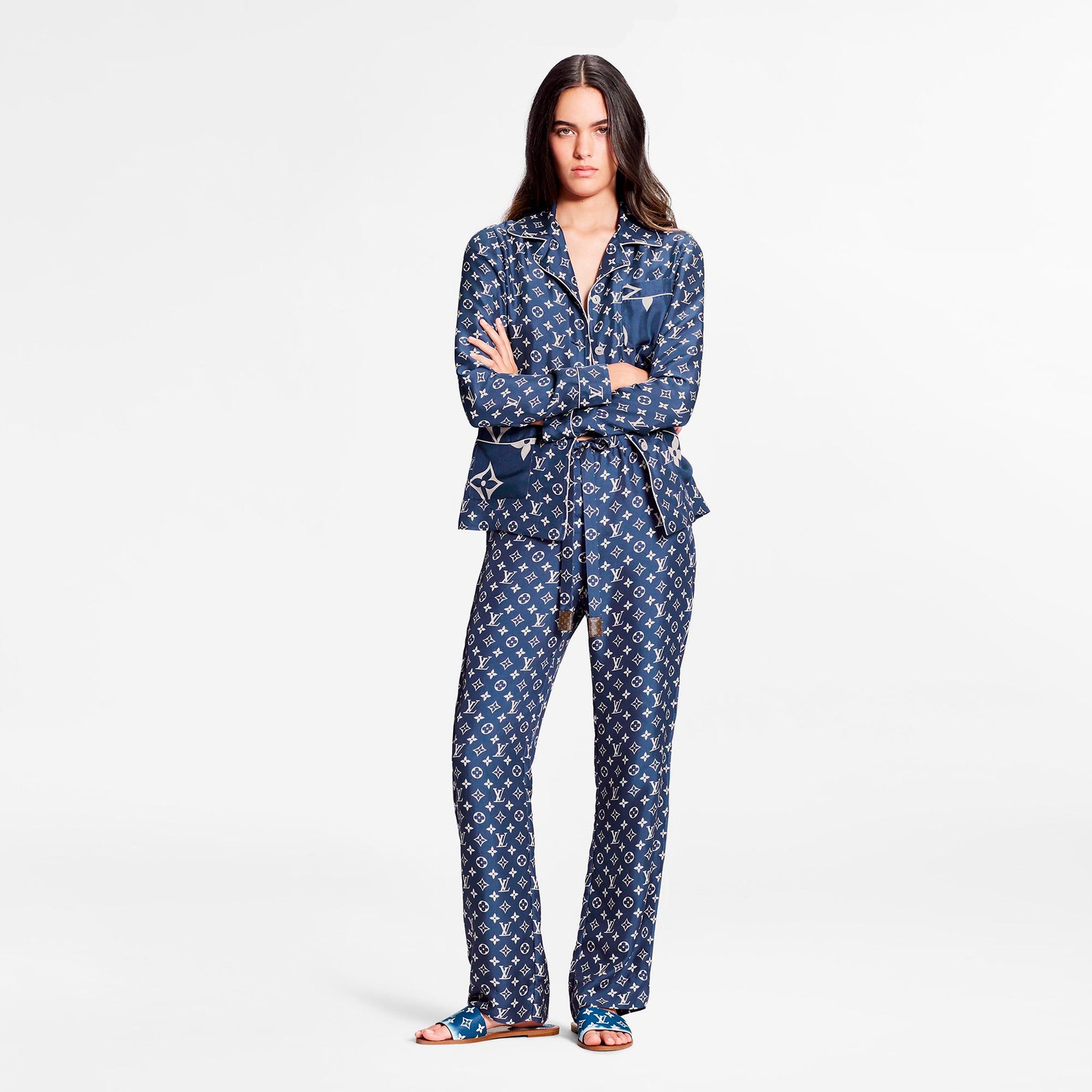 Вещь дня: пижама Louis Vuitton