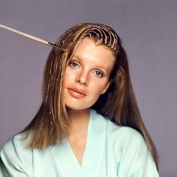Hair coloring demonstration front view of model Kim Basinger.