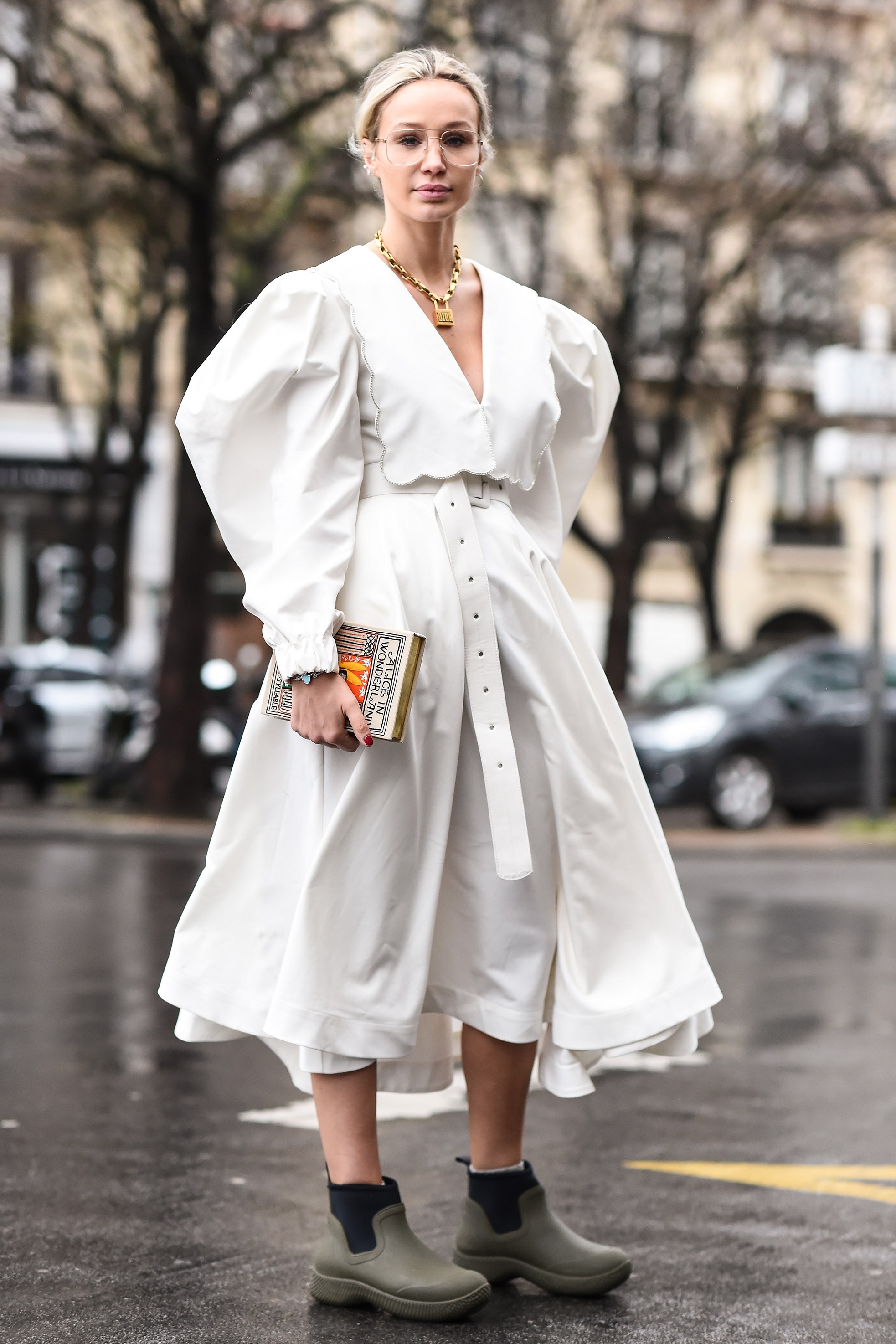 PARIS FRANCE  FEBRUARY 27  Anouki Areshidze is seen wearing a white Anouki dress outside the Ann Demeulemeester show...
