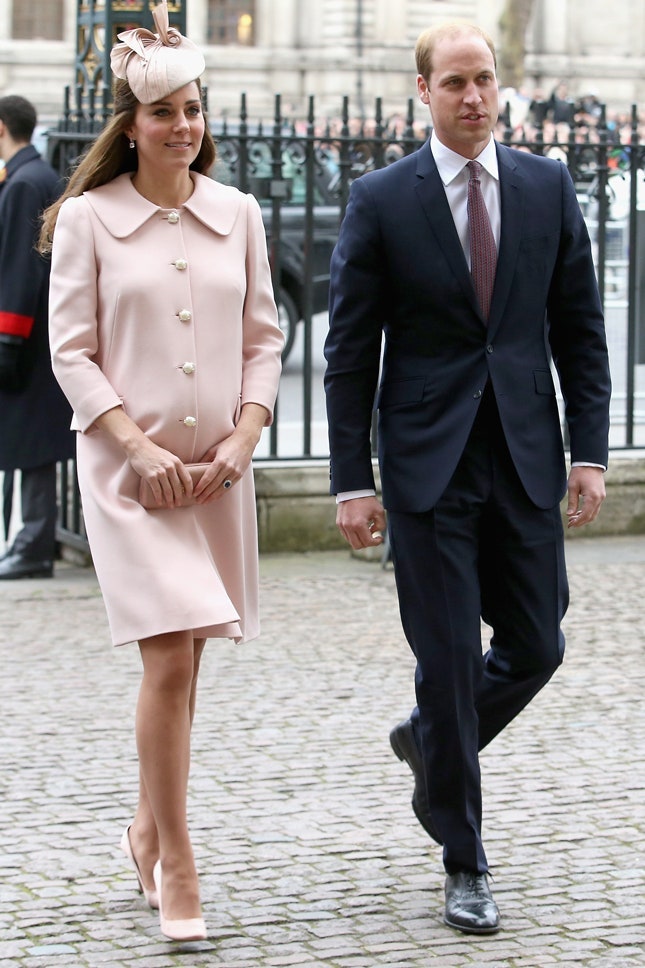 Кейт Миддлтон в пальто Alexander McQueen и принц Уильям