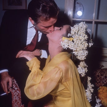 Какое платье Жаклин Кеннеди выбрала для второй свадьбы