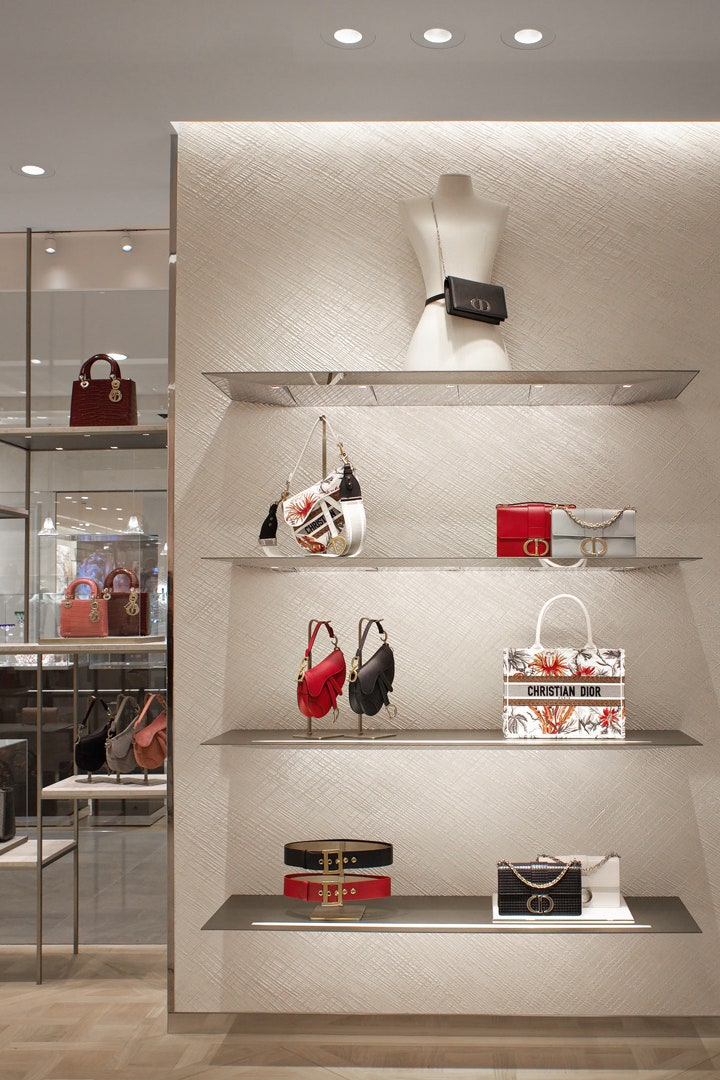 Самый широкий выбор аксессуаров Christian Dior теперь представлен в ЦУМе