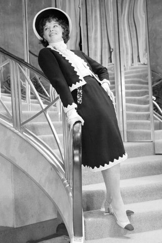 Кэтрин Хепберн в костюме Chanel в мюзикле «Коко» в НьюЙорке 1969