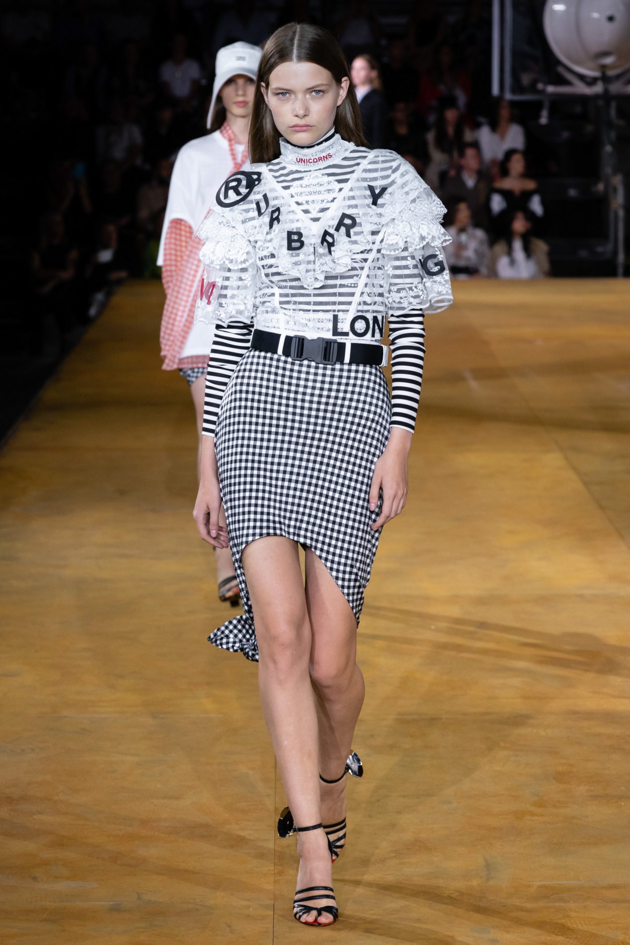 Burberry весналето 2020
