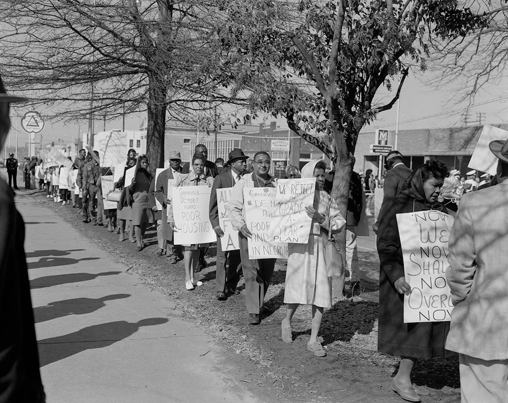 Протест выступающих за гражданские права близ Greenville City Hall 25 января 1965 года