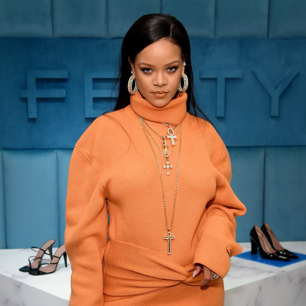 Рианна запустила канал c плейлистами Fenty, и мы планируем слушать их все лето