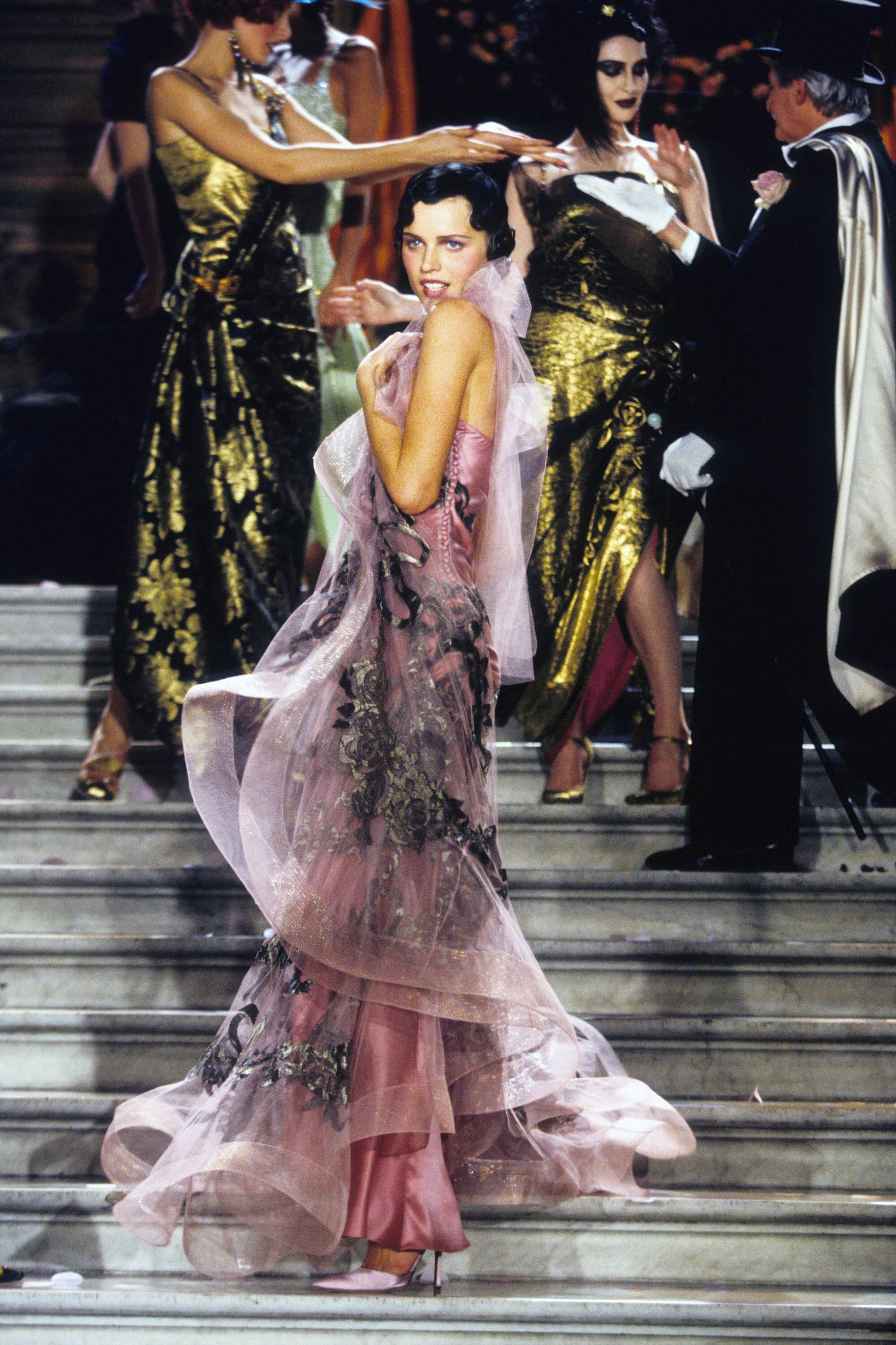 Haute couture история Недели высокой моды в цифрах