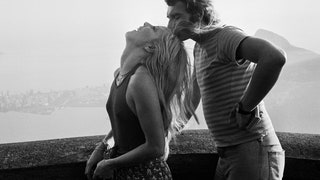 Это по любви — романтичные фотографии Сильви Вартан и Джонни Холлидея