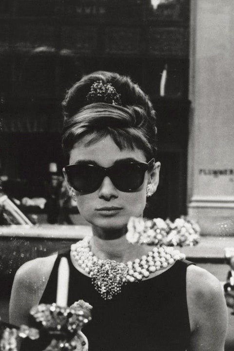 8 культовых нарядов Одри Хепберн, которые навсегда вошли в историю моды