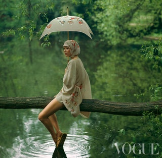 Одежда Ямамото на страницах британского Vogue .
