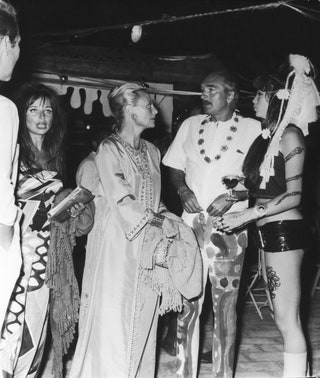 Эдди Барклей на вечеринке в СенТропе 1967
