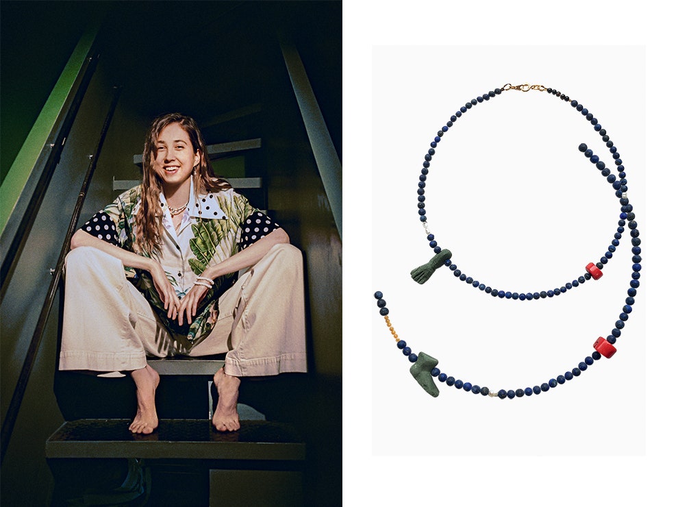 Соня Чельцова и ее ожерелья с керамичес­кими амулетами 2020