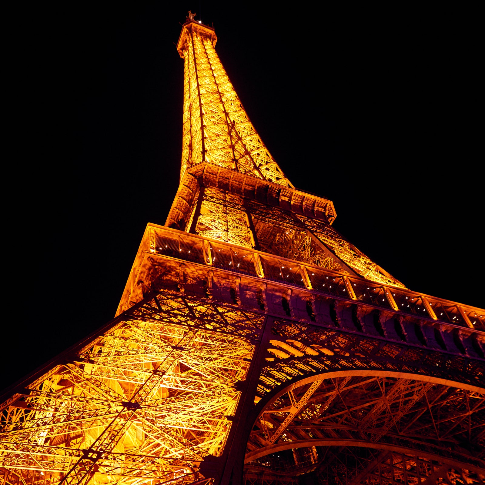 Весь Париж &- от Эйфелевой башни до канала Сен-Мартен &- в этой книге