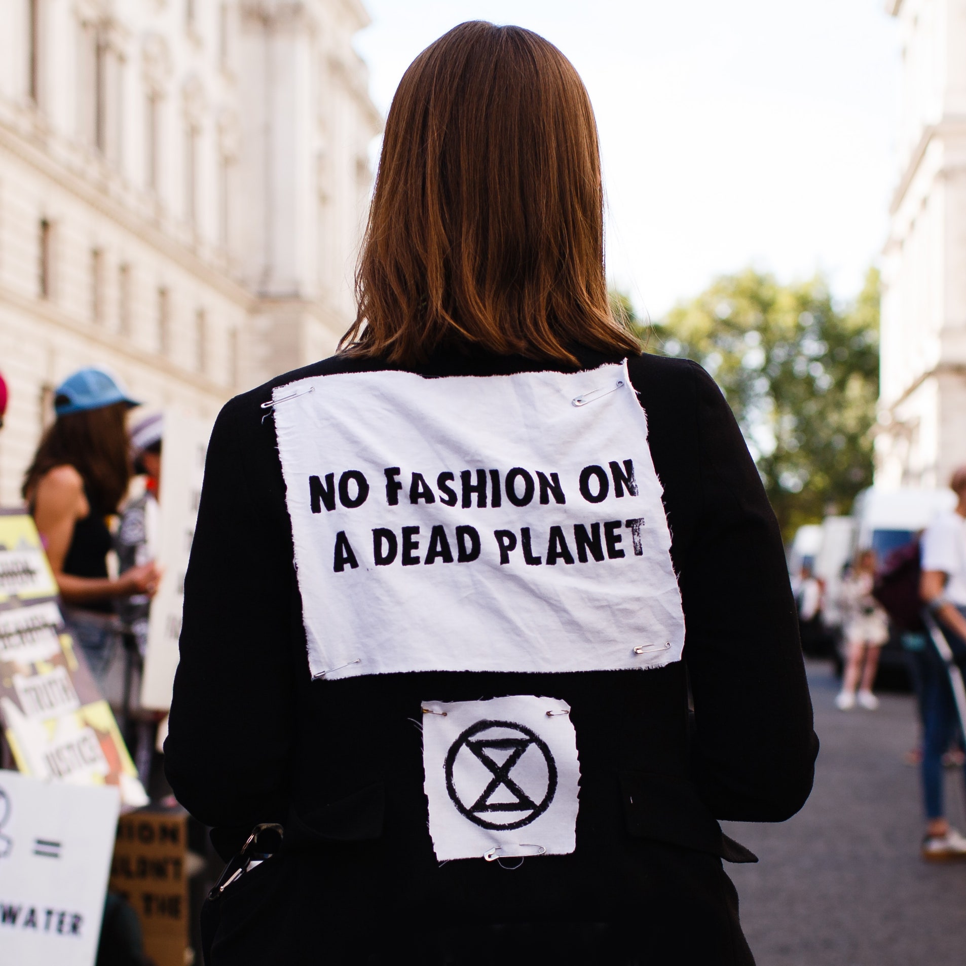 Как инициатива Fashion Act Now намерена бороться с климатическими изменениями