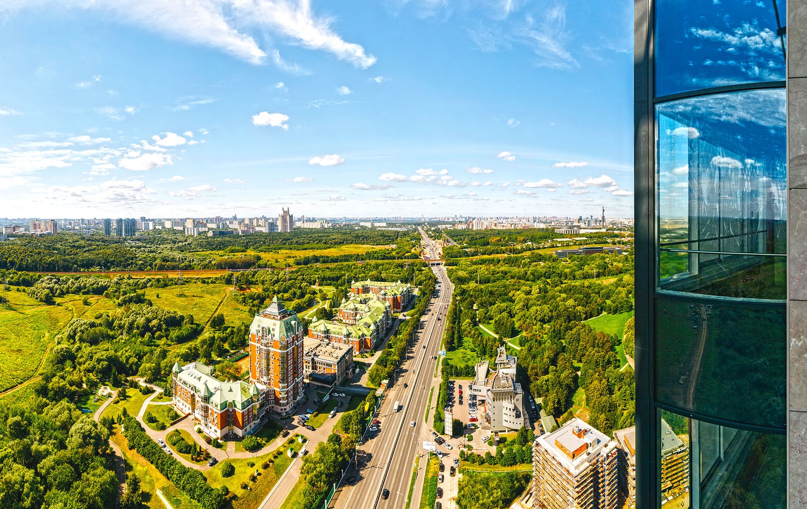 «Долина Сетунь» жилой комплекс с премиальным сервисом в одном из самых зеленых районов Москвы