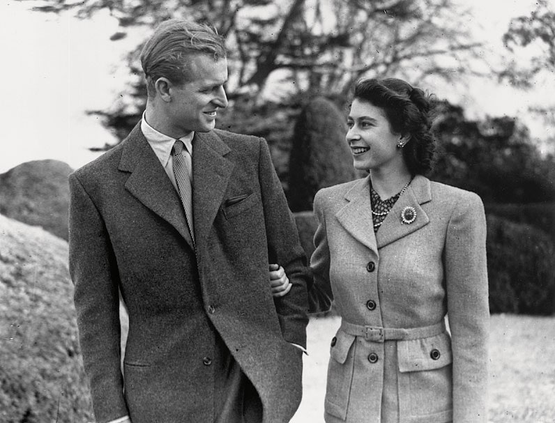 Принц Филипп и Елизавета II во время медового месяца 1947.