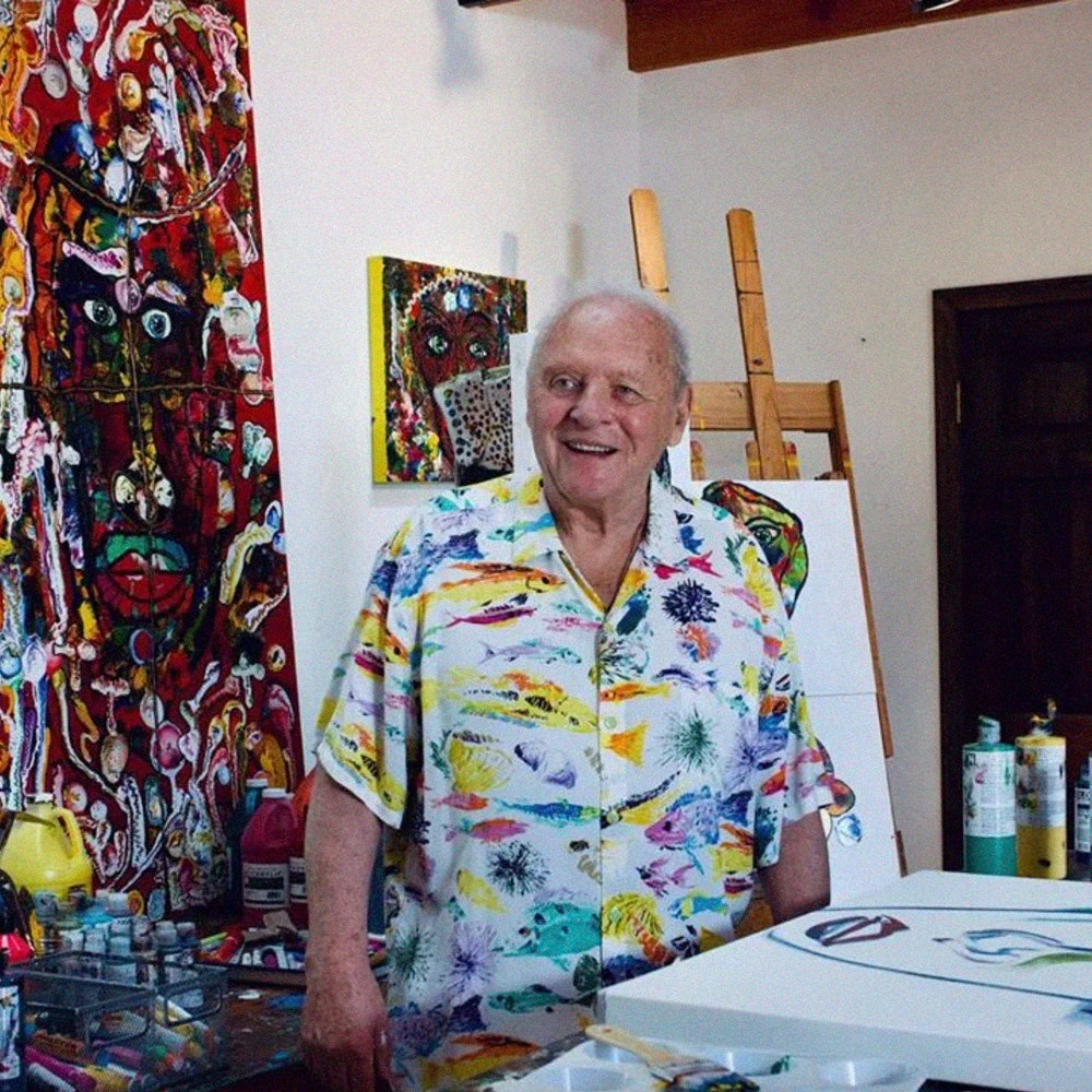 Энтони Хопкинс о своей линии ароматов, коллекции гавайских рубашек и поисках надежды