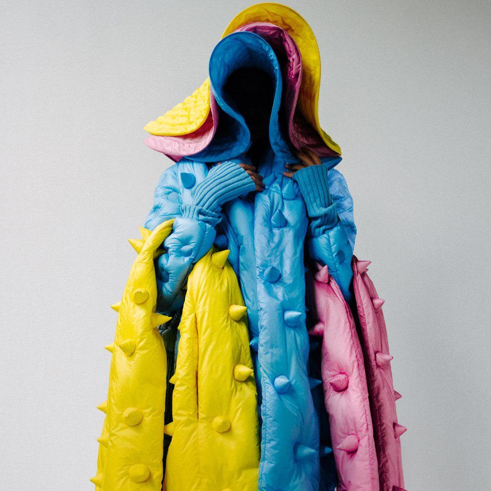 «Носите то, что позволяет вам чувствовать себя красивым или счастливым», &- Джонатан Андерсон о своей коллекции для Moncler