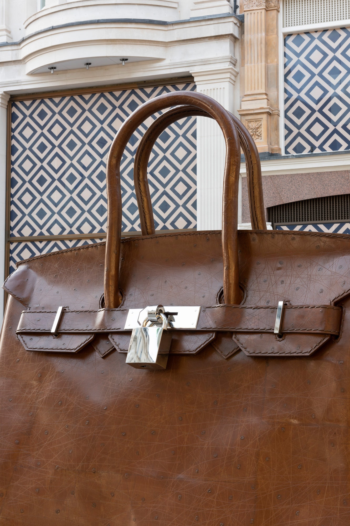 Скульптура сумки Hermès Birkin