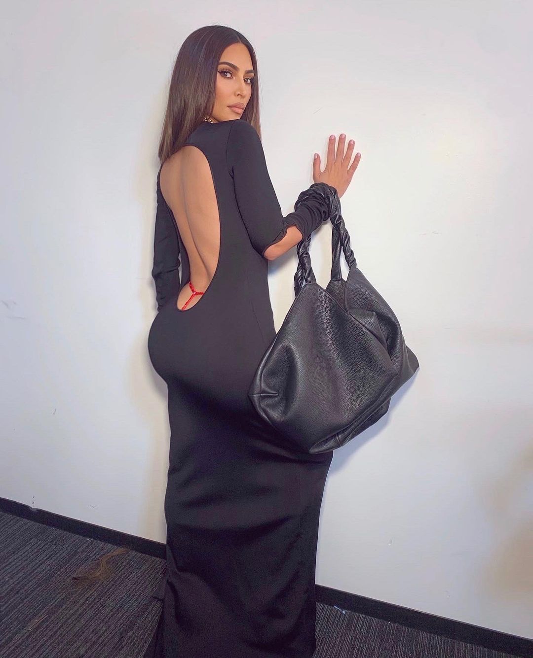 Ким Кардашьян в Givenchy весналето 2021