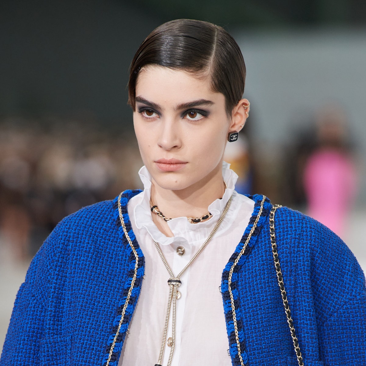 Chanel проведут предстоящий показ Métiers d’Art без зрителей