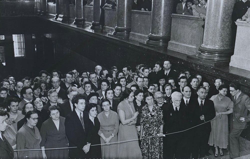 Открытие выставки картин Дрезденской галереи 1955