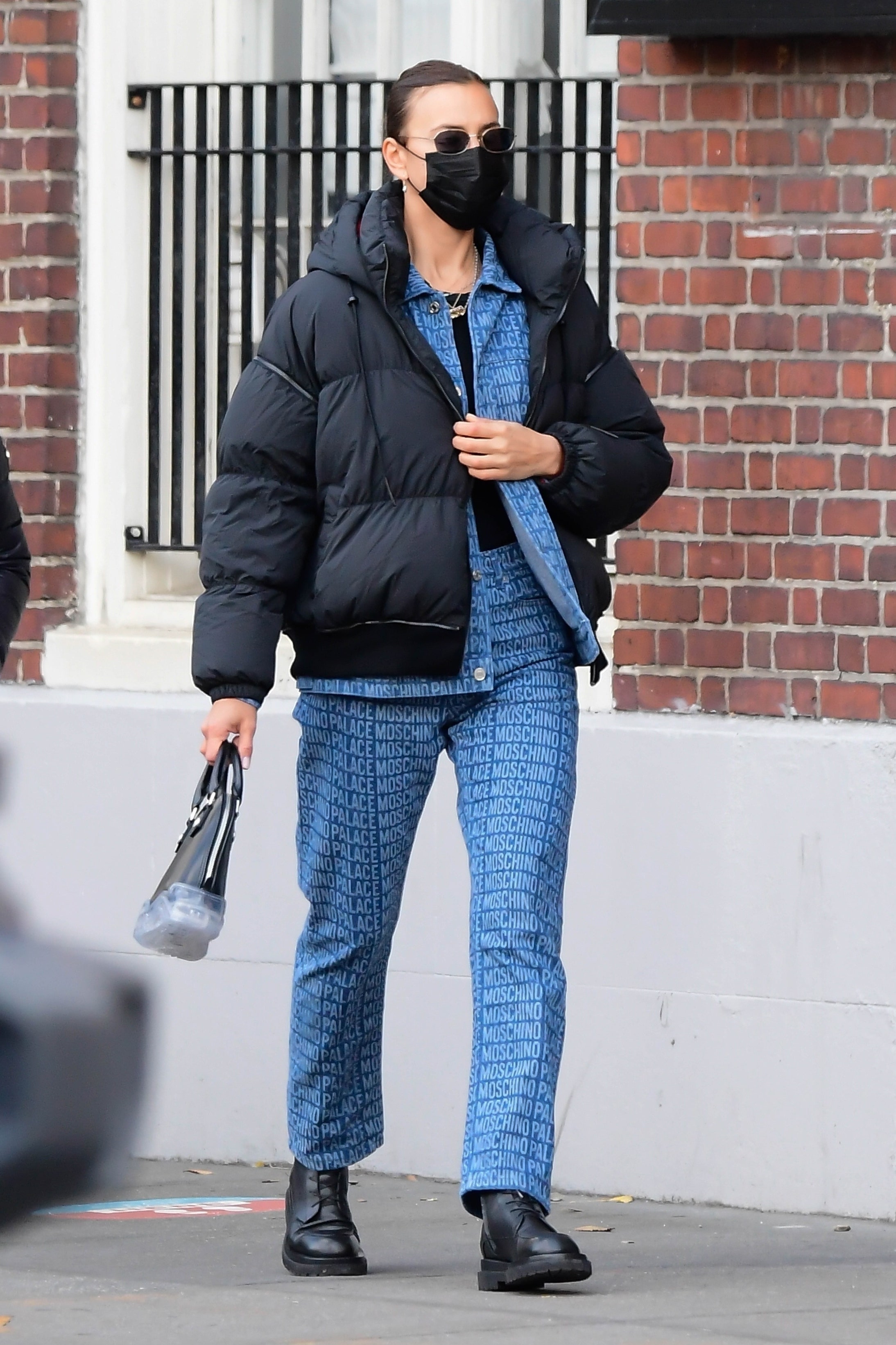 New York NY   EXCLUSIVE   Supermodel Irina Shayk shares her famous face and fashion style while out in NYC.  Irina cut a...