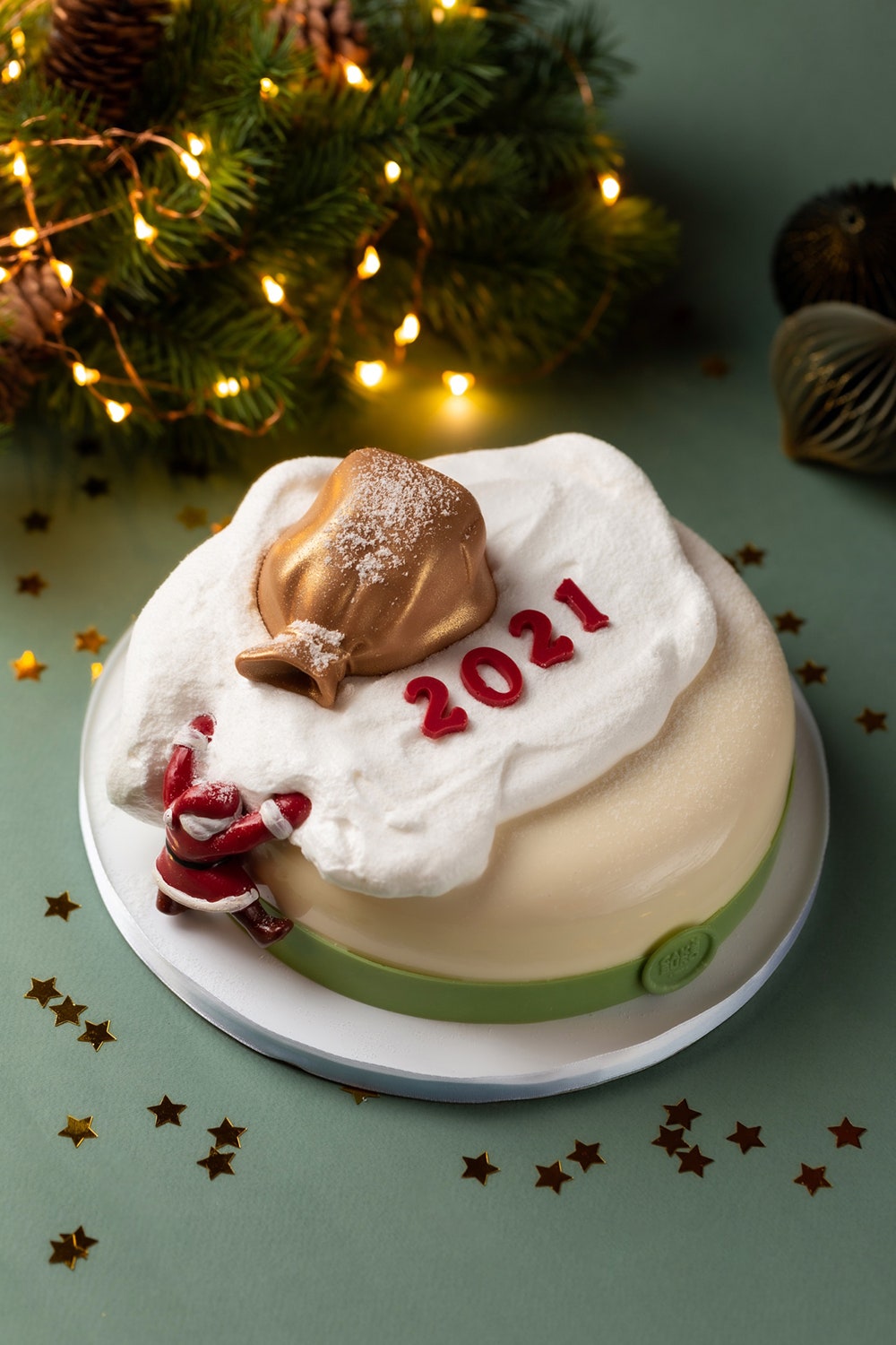 «Сказочный» торт из новогодней коллекции «Кофемании»