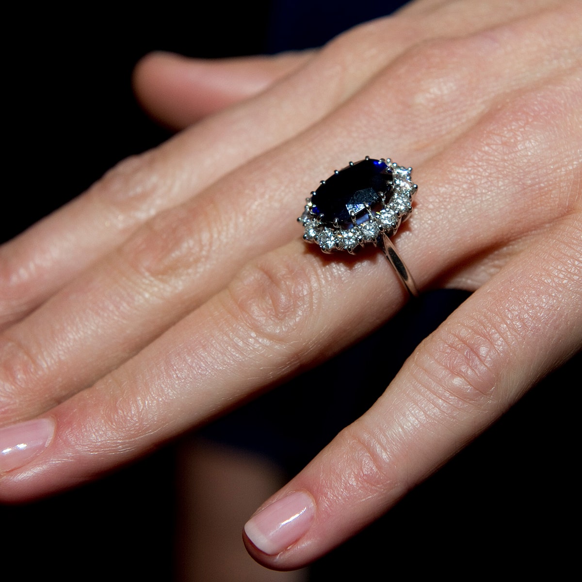 Кольцо как у принцессы Дианы &- в новой коллекции Garrard