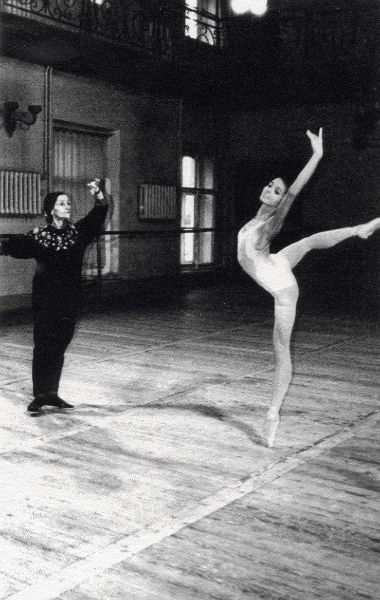 Людмила Ковалева с Дианой Вишнёвой 1994й после победы на конкурсе в Лозанне