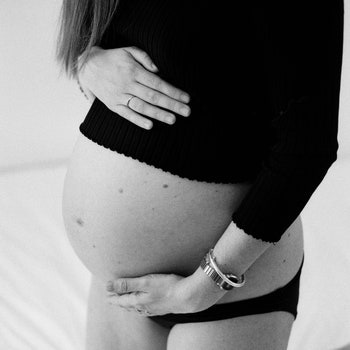 Эмили Ратаковски как проходит беременность и декрет